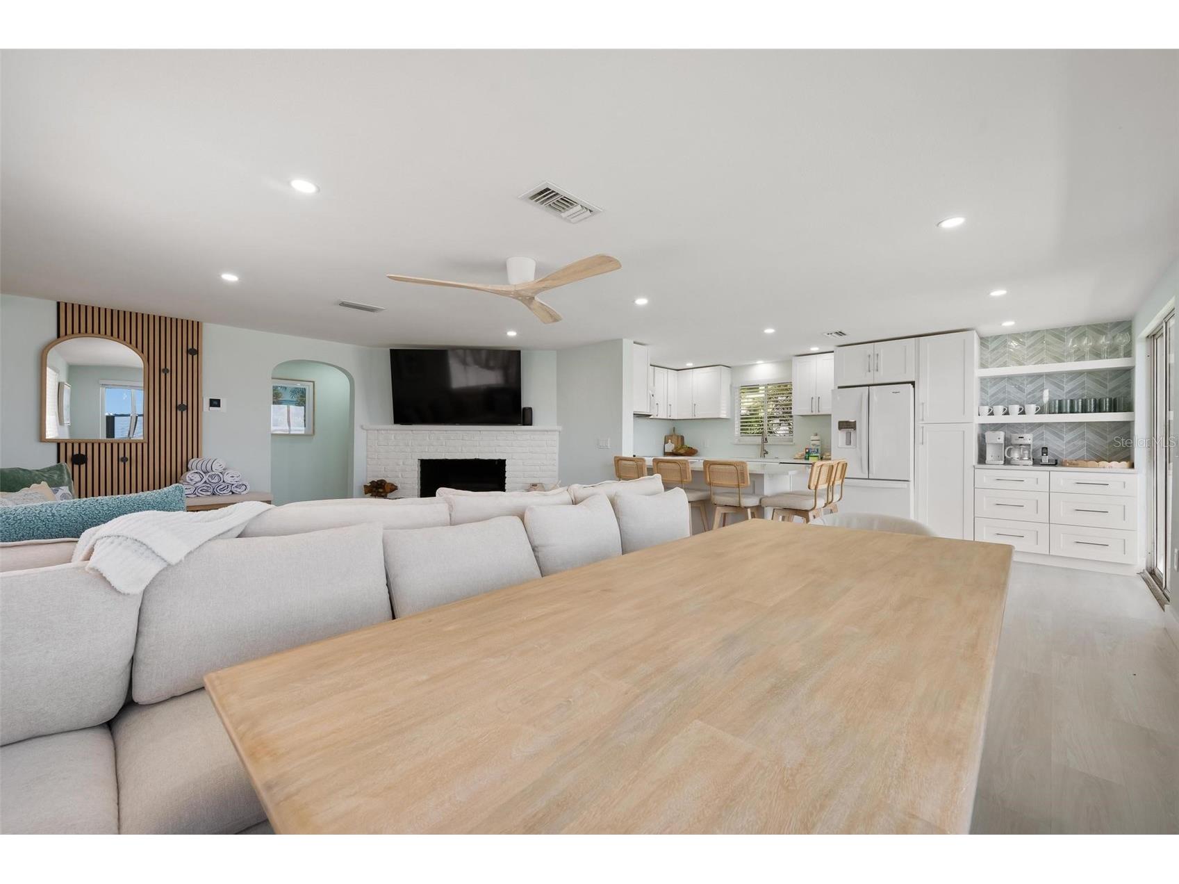 118 9th Street N Bradenton Beach FL 34217 A4692977 image11