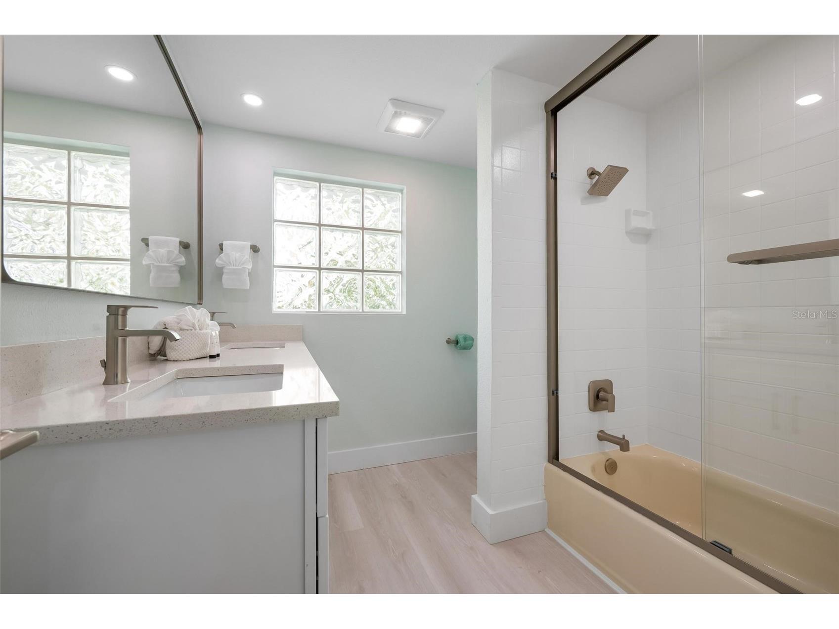 118 9th Street N Bradenton Beach FL 34217 A4692977 image21