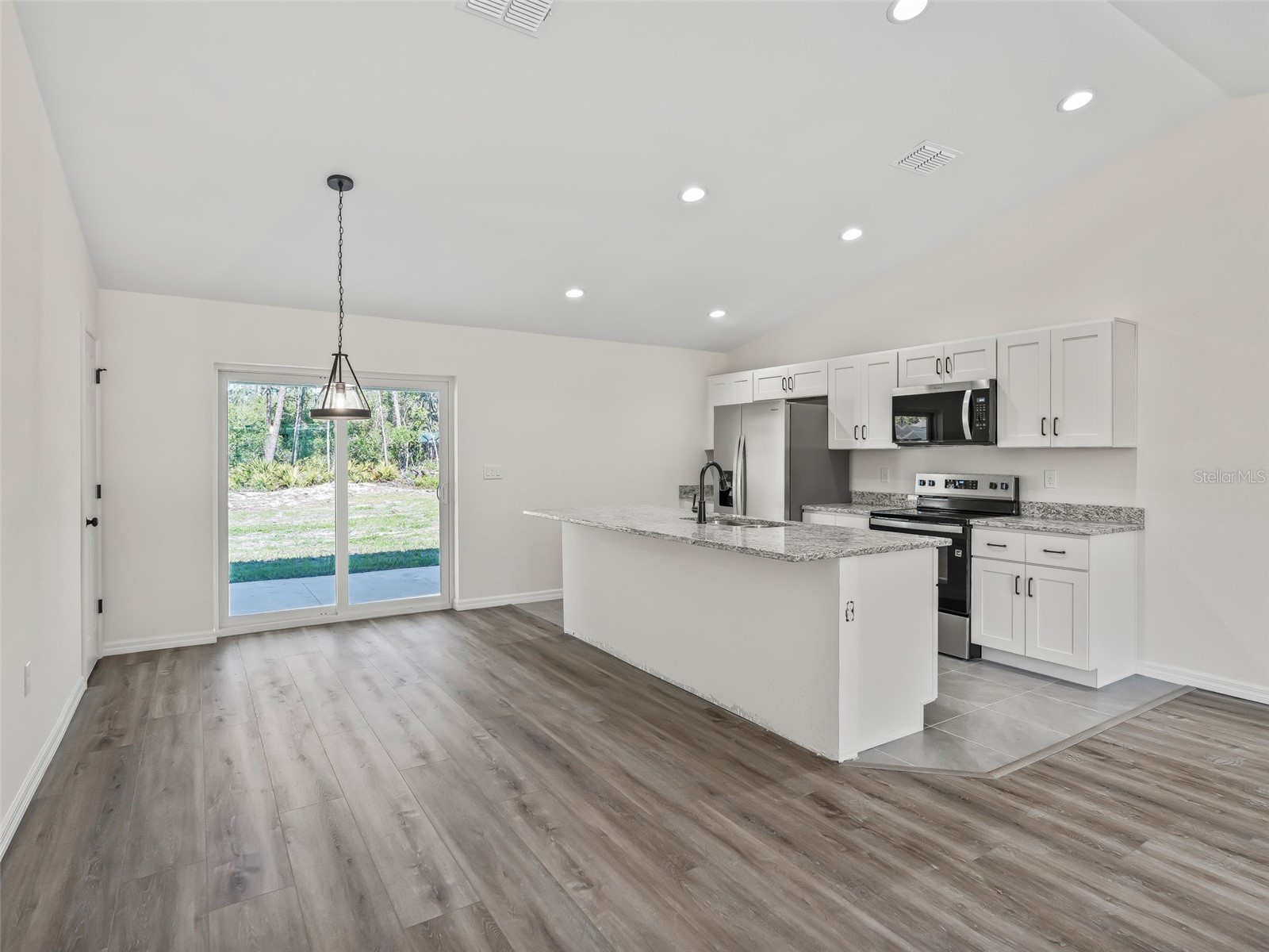 118 Bay Drive Ocklawaha FL 32179 G5105560 image9