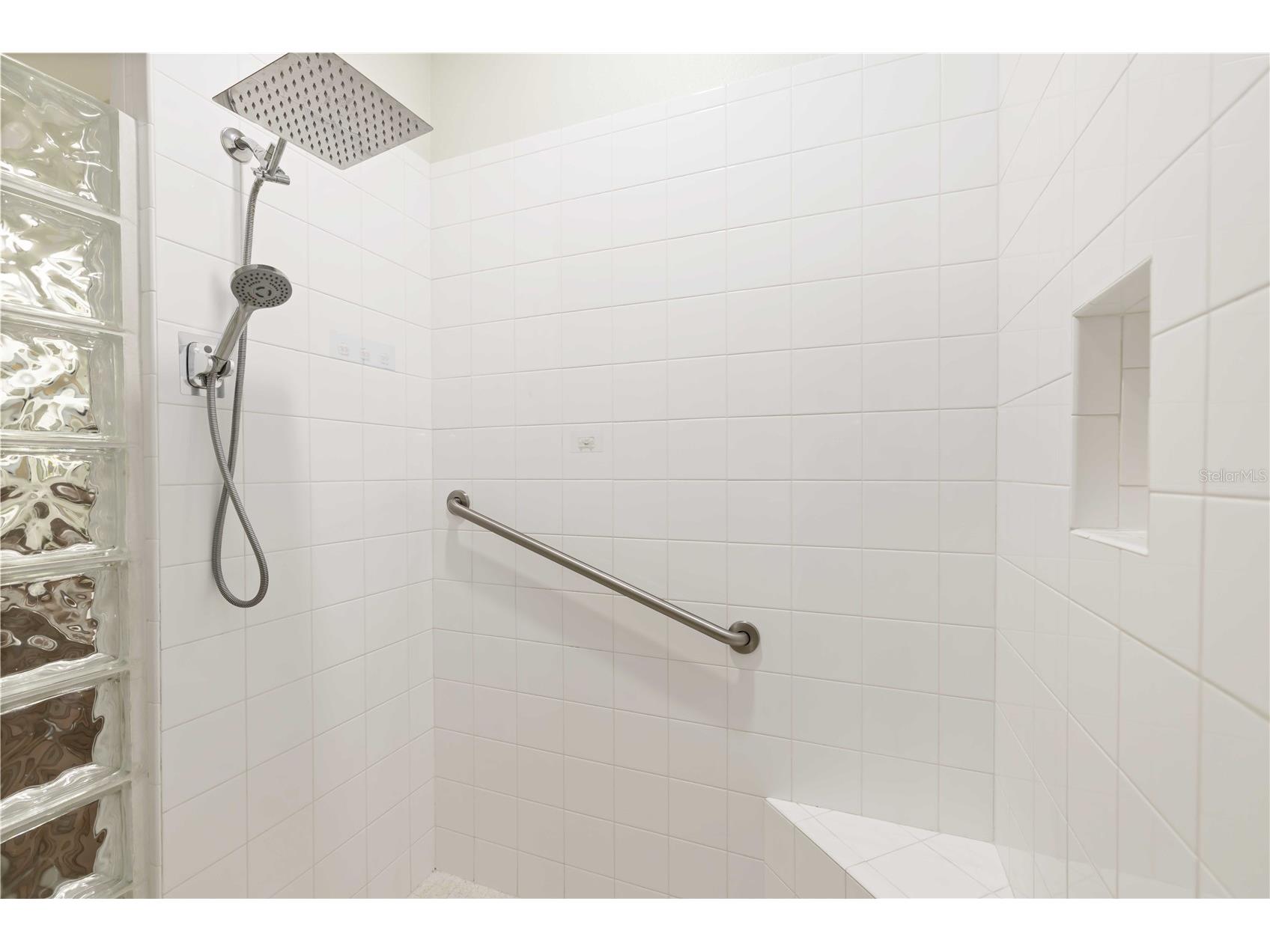 118 Bella Vista Terrace #7C North Venice FL 34275 N6142437 image36