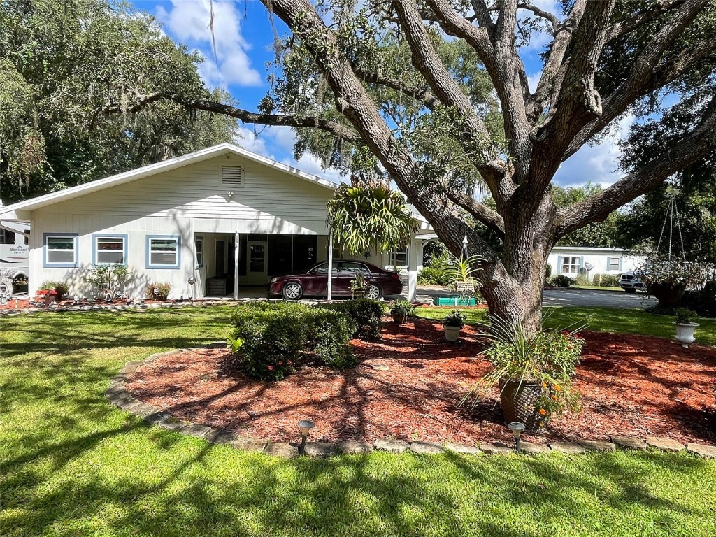 118 E Cowpen Lake Point Road Hawthorne FL 32640 - COWPEN LAKE GC500123 image1