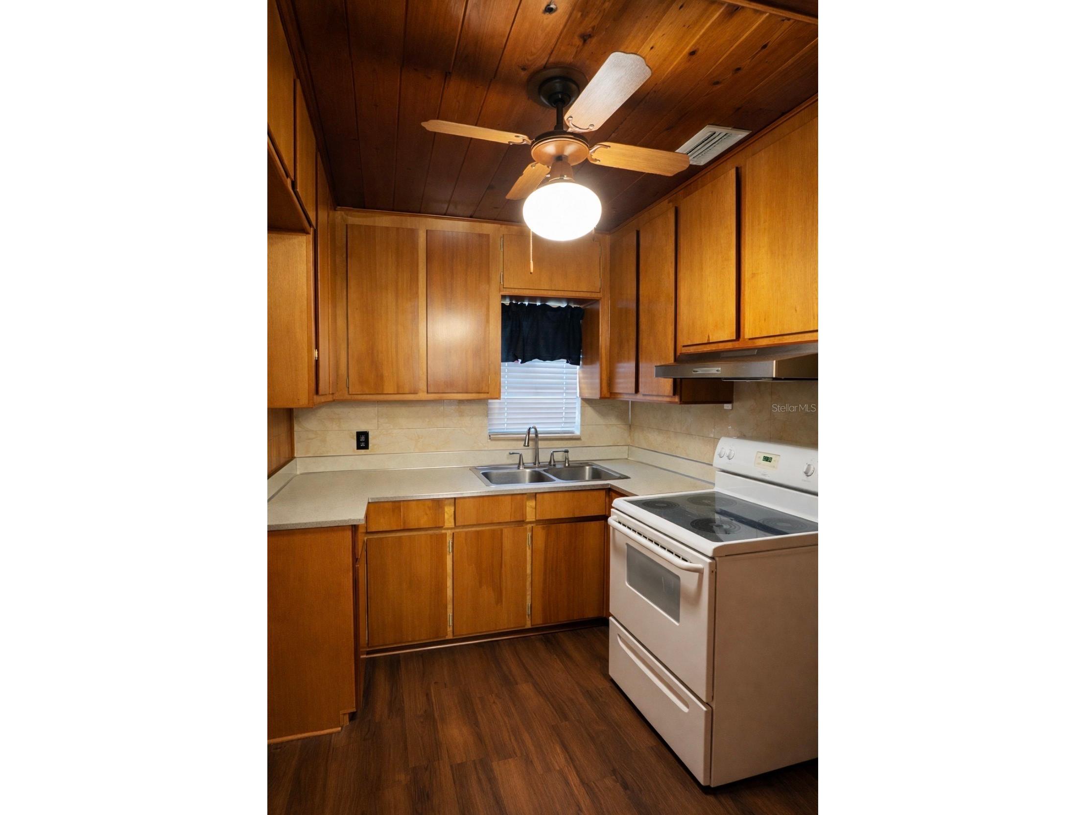 118 E Pine Street Davenport FL 33837 S5141066 image4