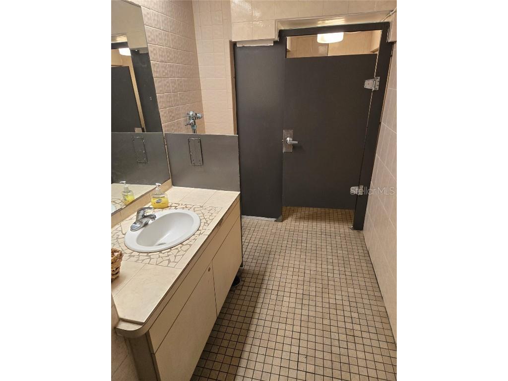 118 E Tarpon Avenue Tarpon Springs FL 34689 TB8458461 image25