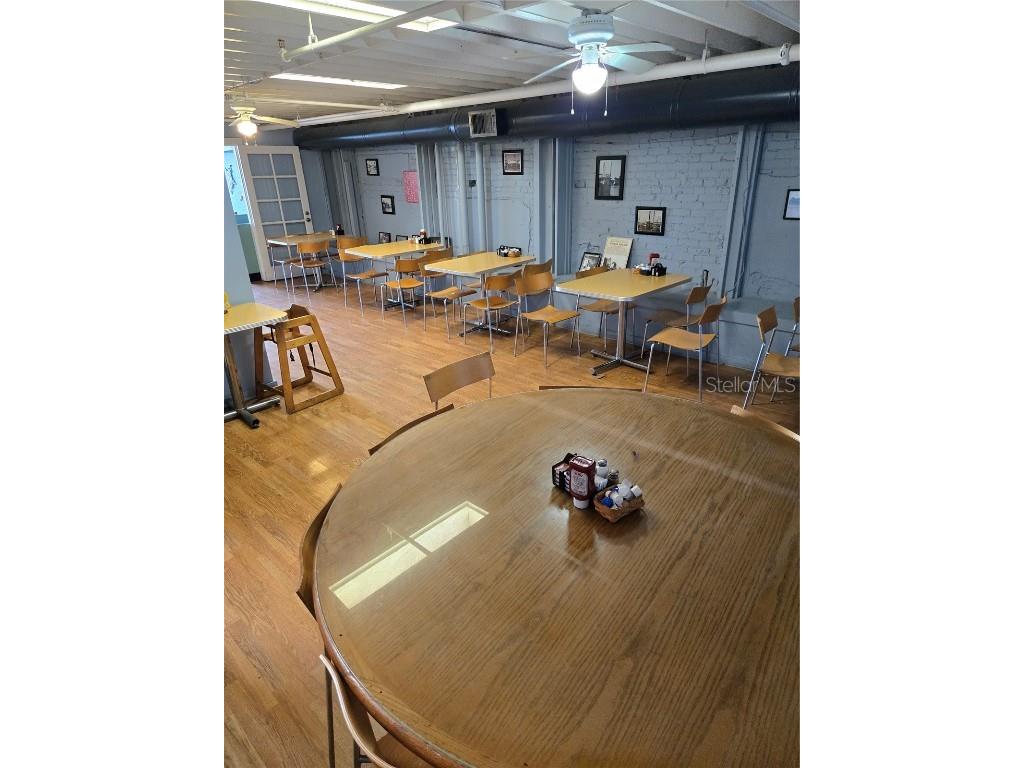 118 E Tarpon Avenue Tarpon Springs FL 34689 TB8458461 image7