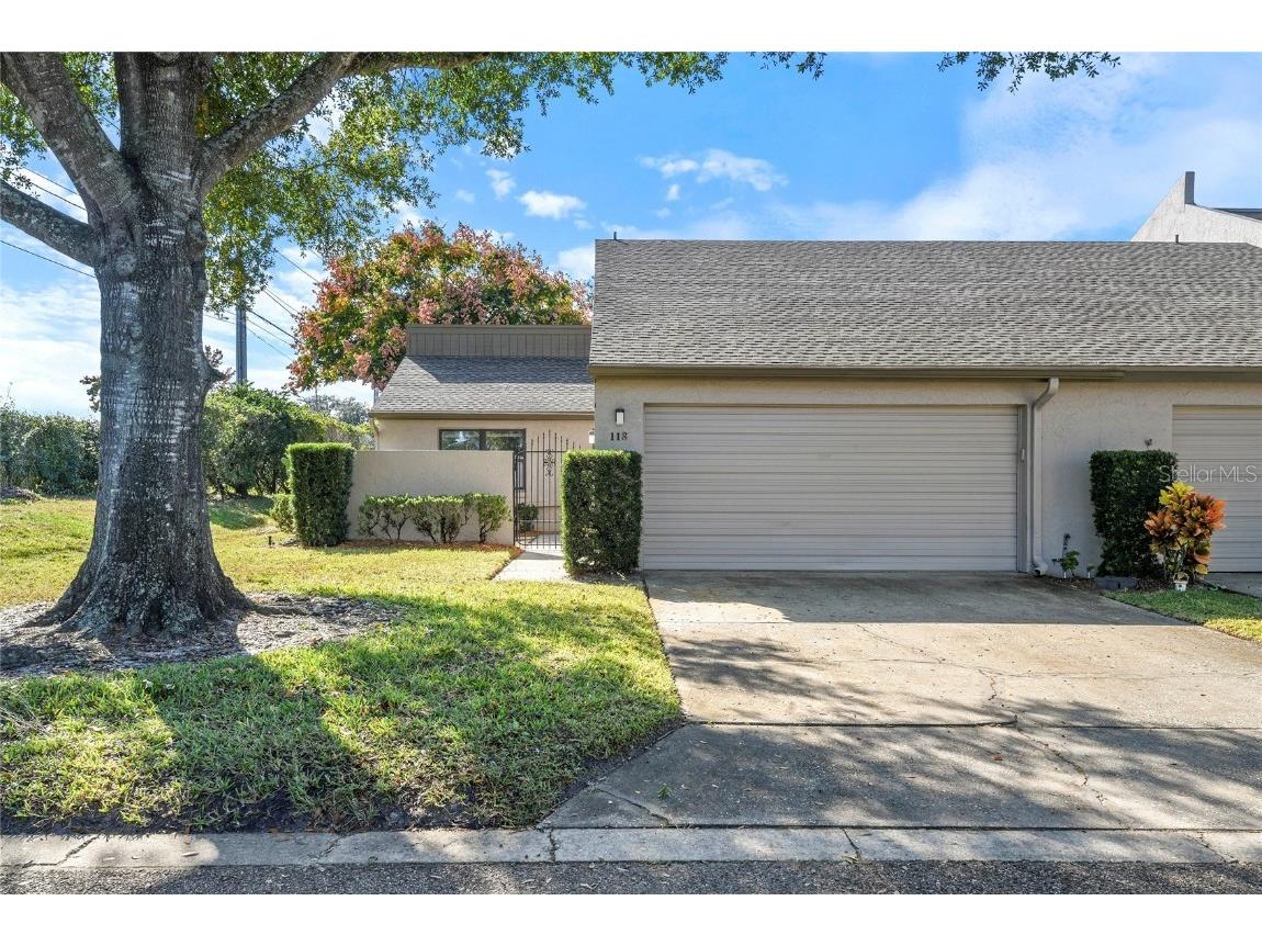 118 Eastwind Lane Fern Park FL 32730 - Lake of The Woods O6361824 image1