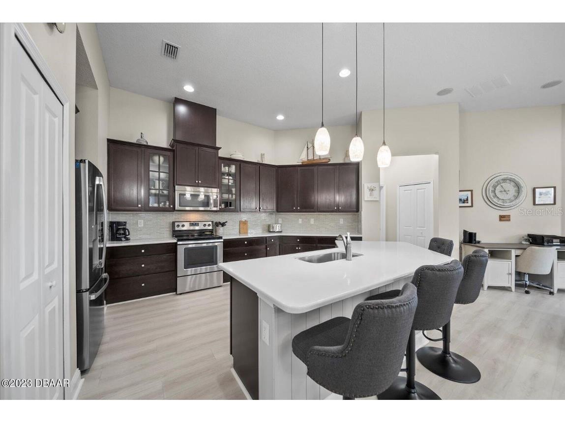 118 Grande Belfly Way Daytona Beach FL 32124 V4941399 image10