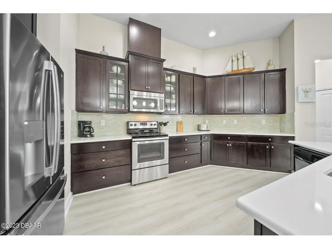 118 Grande Belfly Way Daytona Beach FL 32124 V4941399 image13