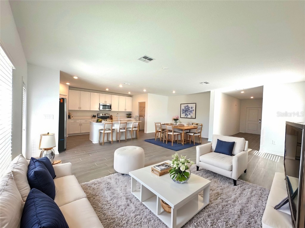 118 Inman Boulevard Winter Haven FL 33881 TB8455196 image2