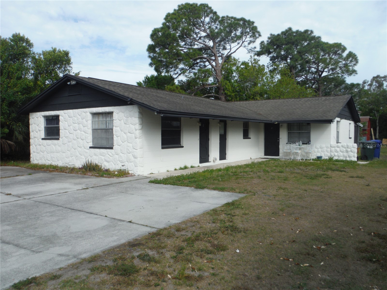 118 Lake Avenue SE Largo FL 33771 TB8499836 image1