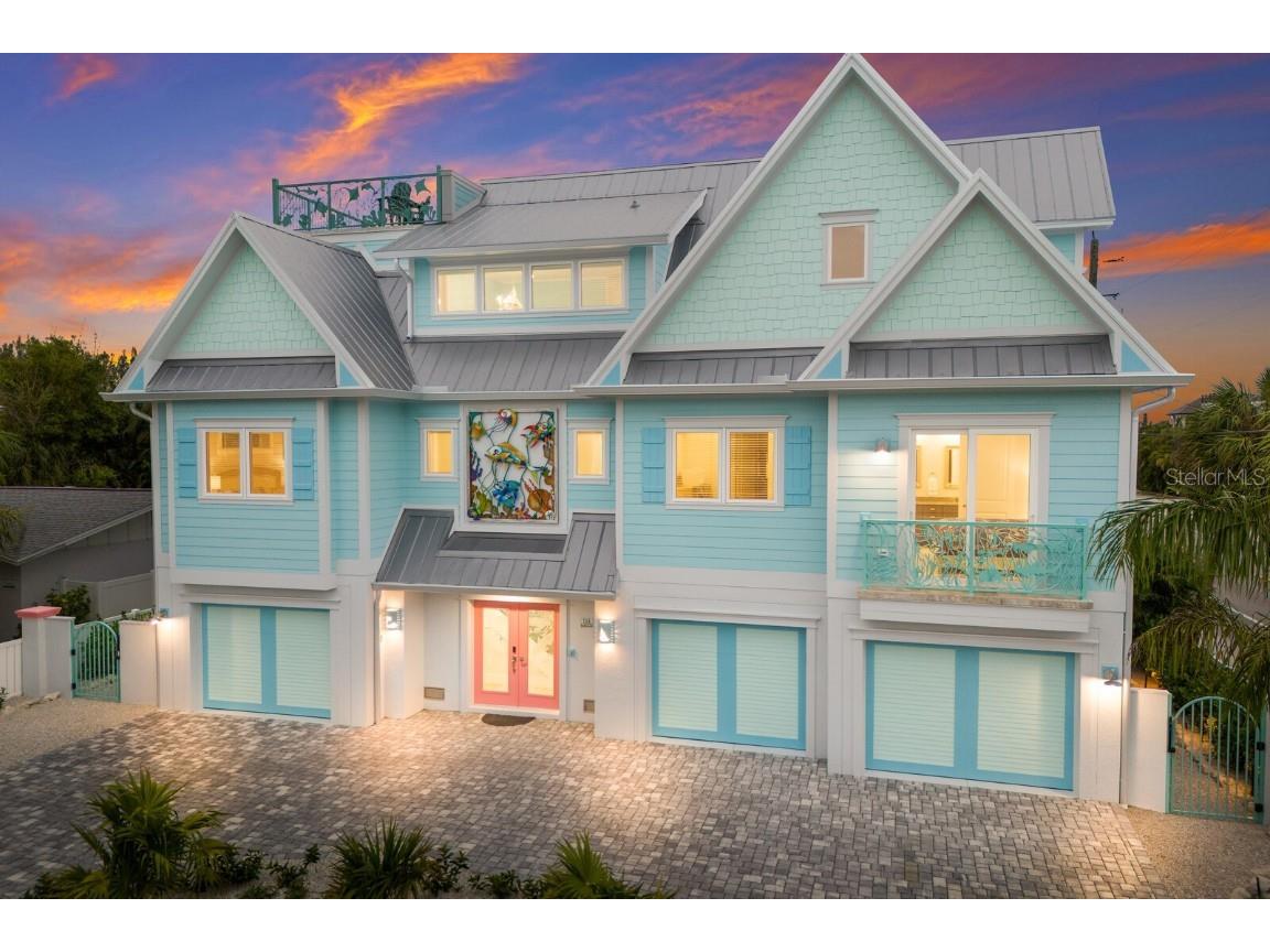 118 Mangrove Avenue Anna Maria FL 34216 A4672416 image1