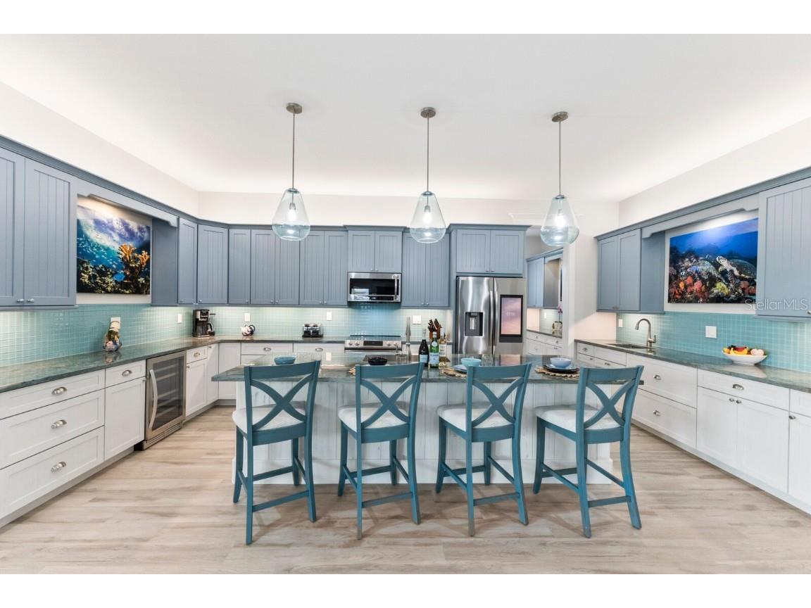 118 Mangrove Avenue Anna Maria FL 34216 A4672416 image10