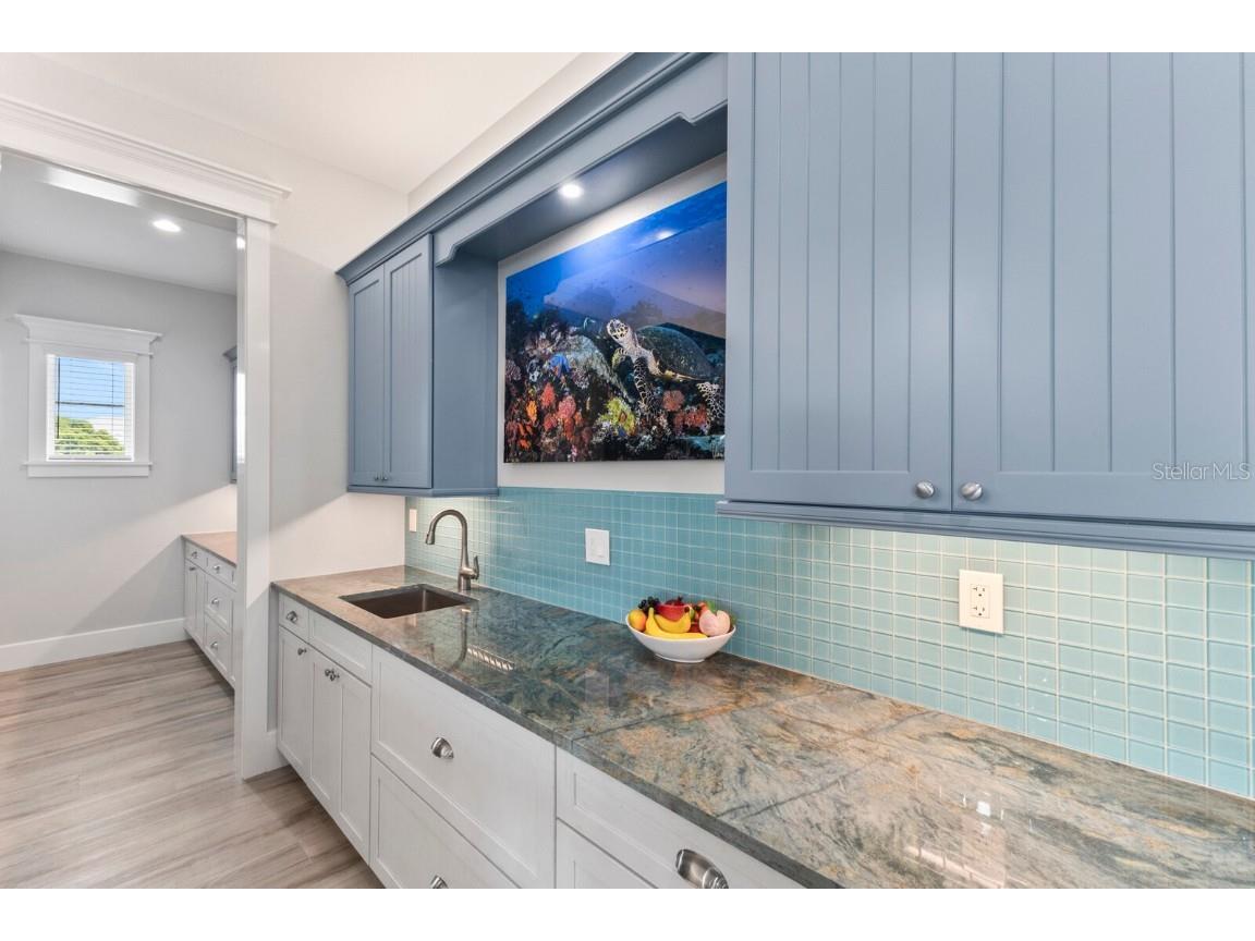 118 Mangrove Avenue Anna Maria FL 34216 A4672416 image13