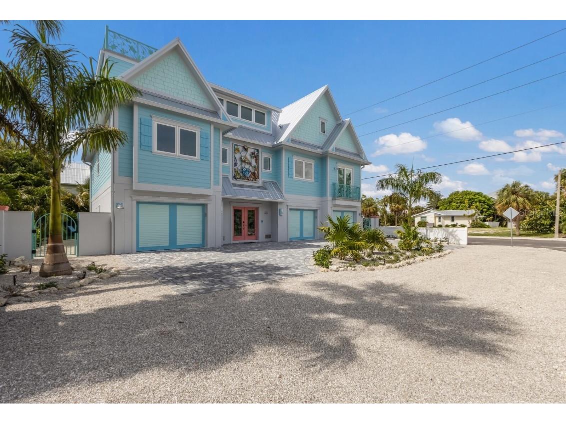 118 Mangrove Avenue Anna Maria FL 34216 A4672416 image4