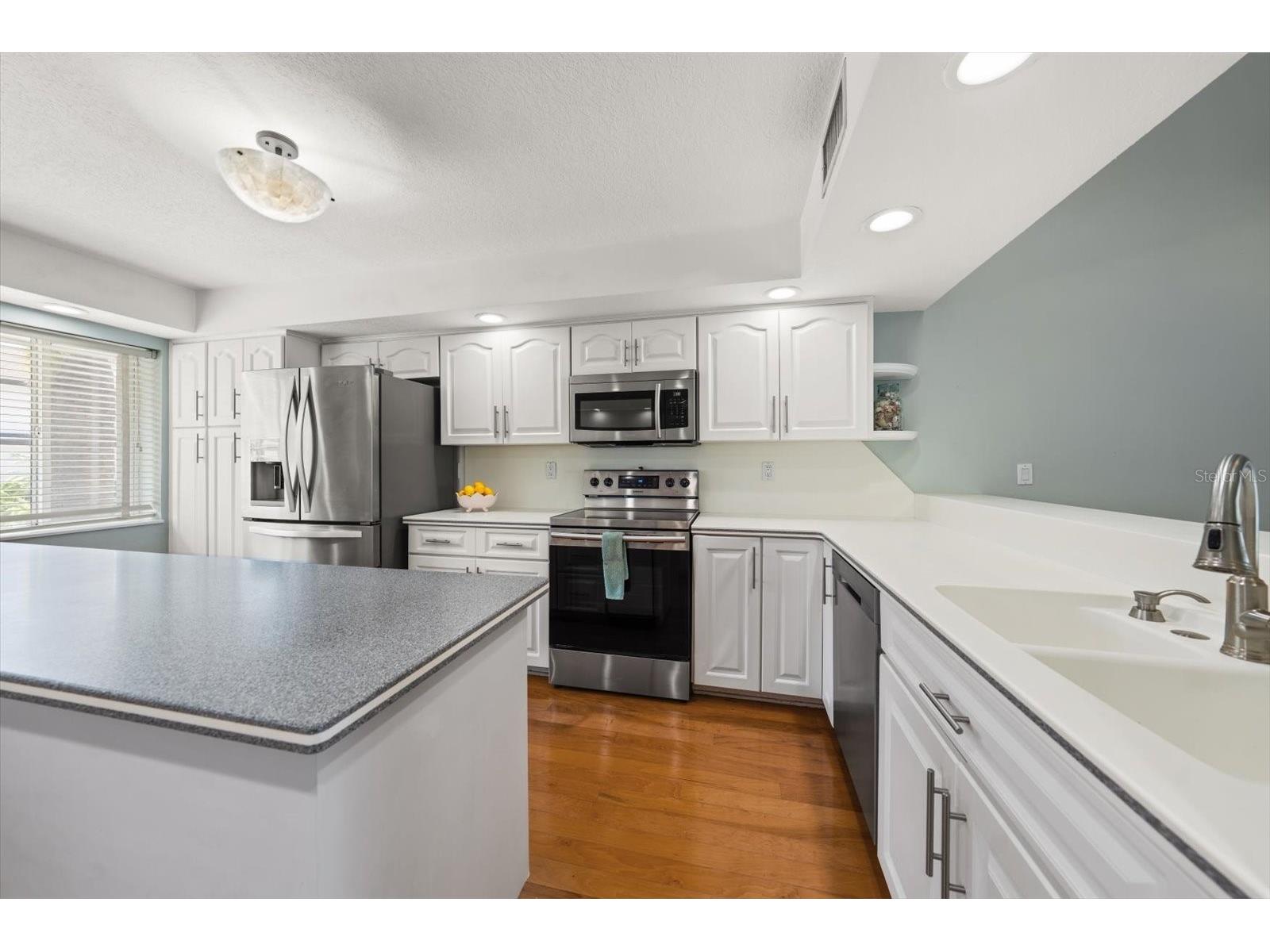 118 Marina Del Rey Court Clearwater Beach FL 33767 - CLEARWATER HARBOR TB8505334 image18