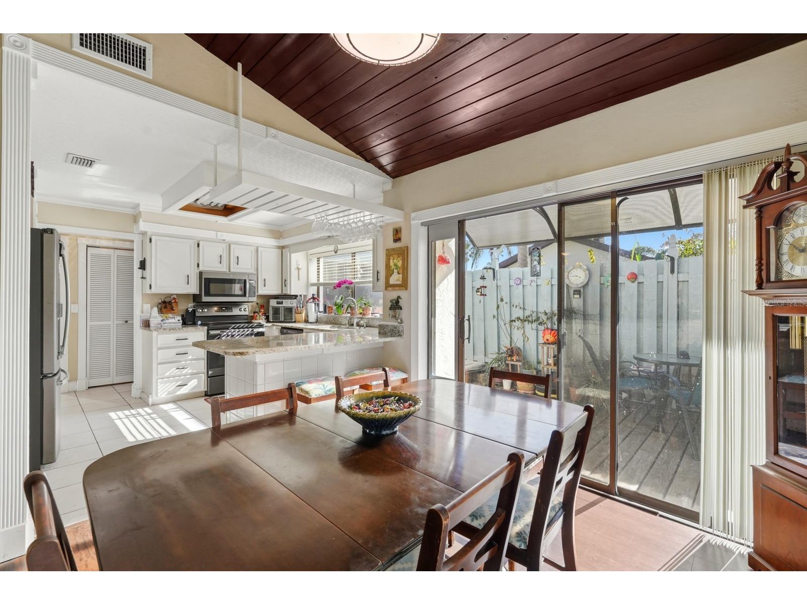 118 Meadowbrook Circle Daytona Beach FL 32114 V4947171 image15