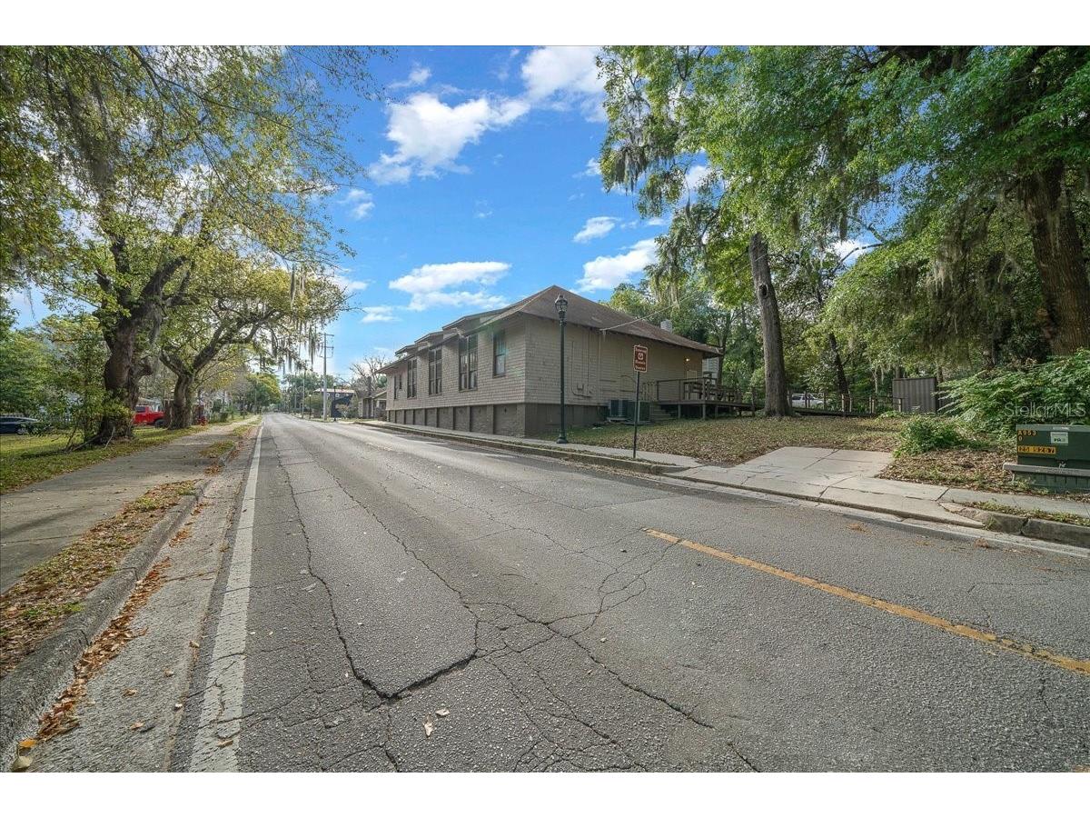 118 NE Tuscawilla Avenue Ocala FL 34470 OM722407 image36