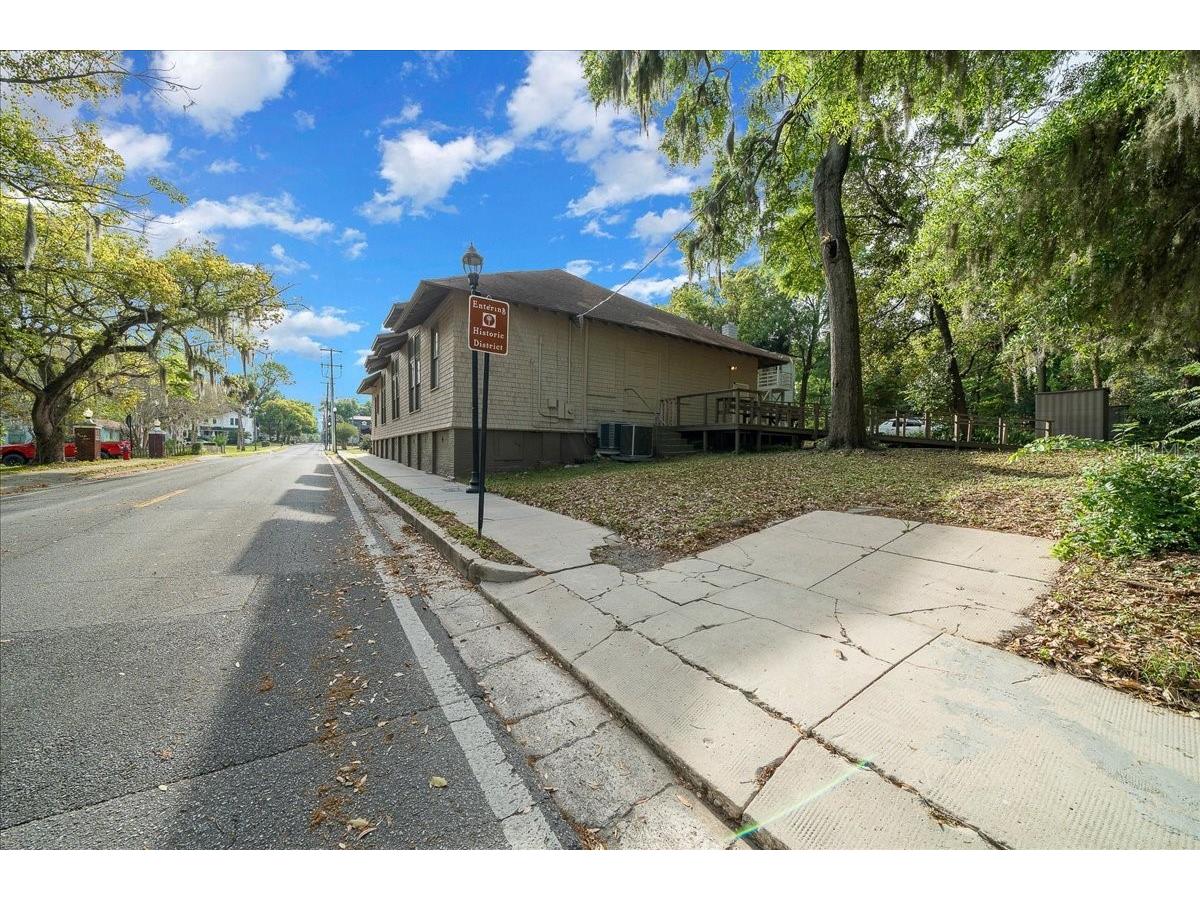118 NE Tuscawilla Avenue Ocala FL 34470 OM722407 image37
