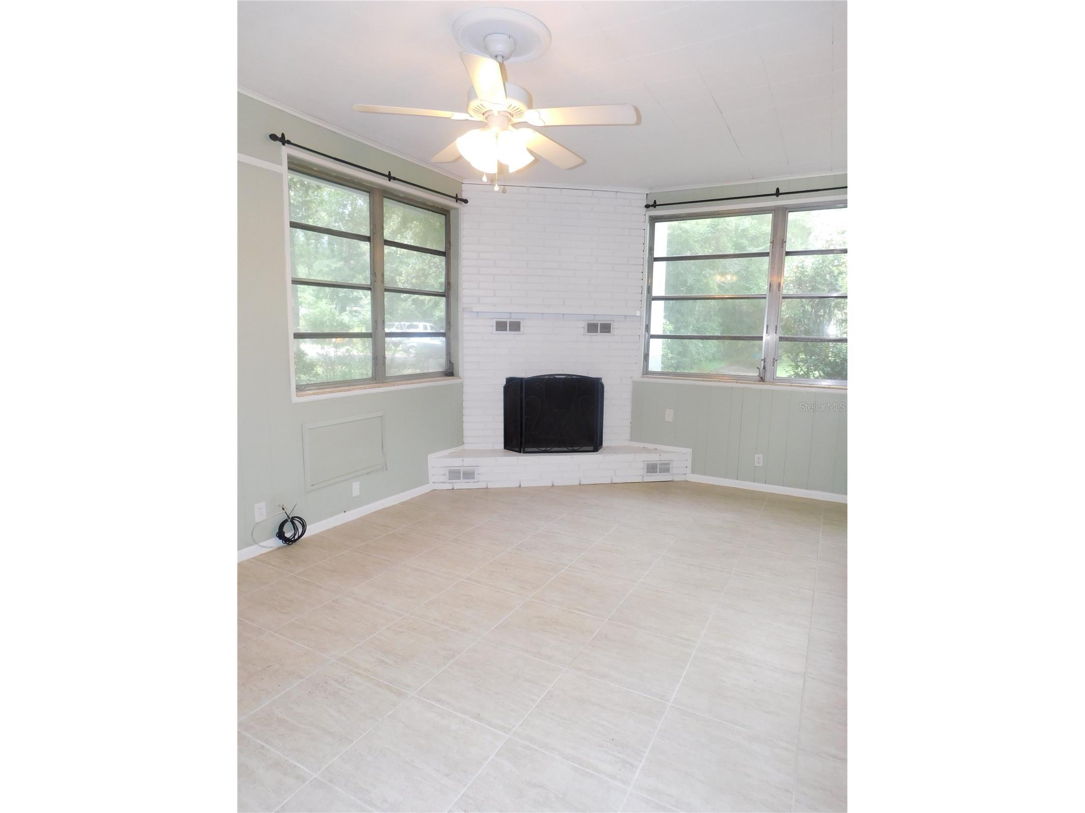 118 NW 35th Terrace Gainesville FL 32607 GC537283 image4