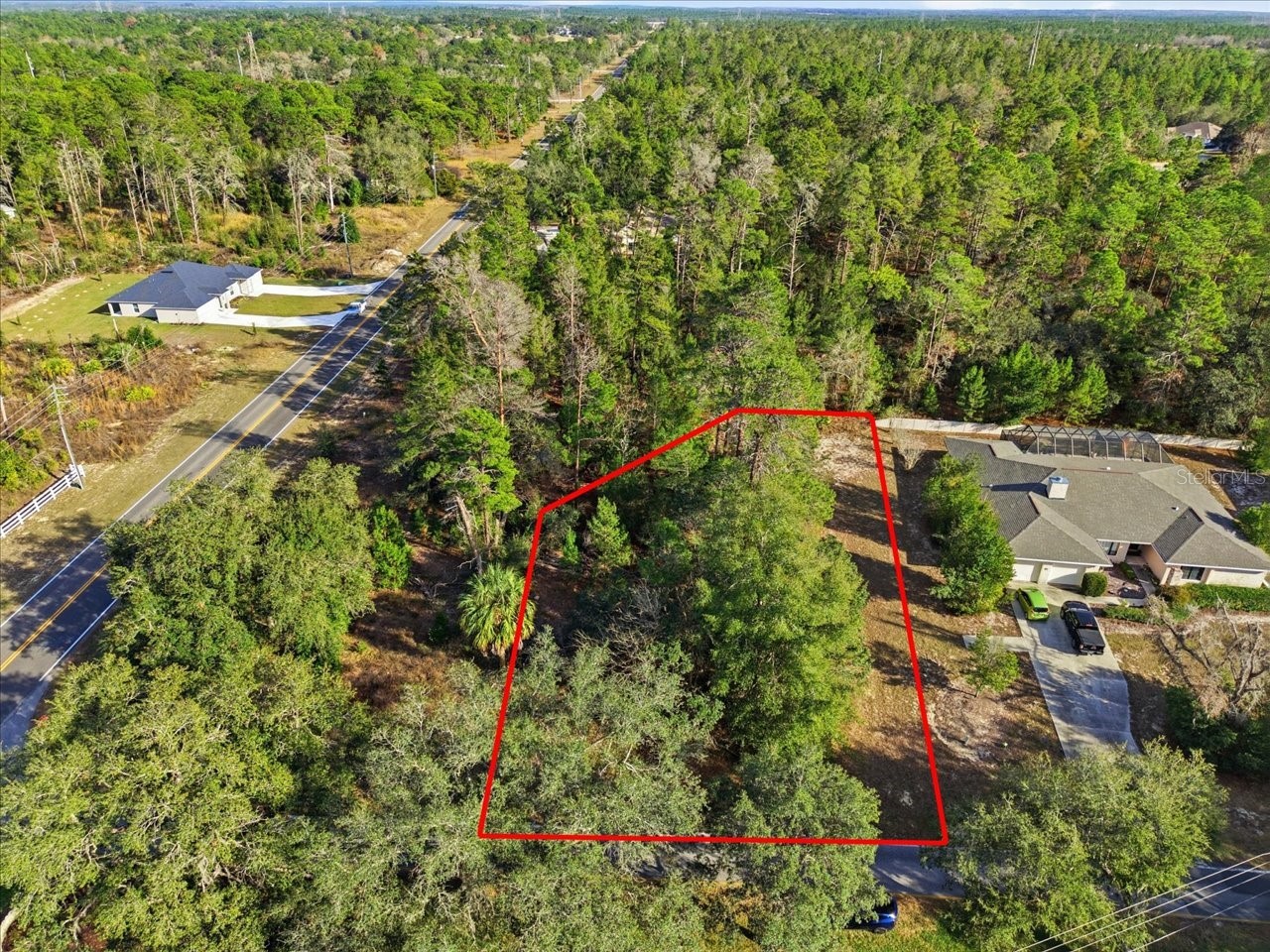 118 Oak Village Boulevard Homosassa FL 34446 TB8463167 image1