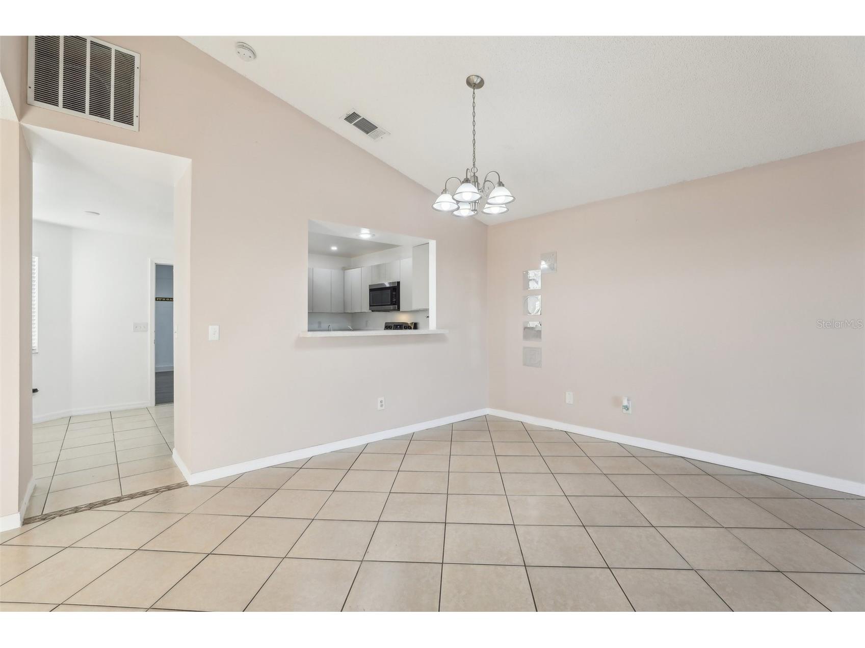 118 Pinewood Circle Kissimmee FL 34743 O6391999 image4