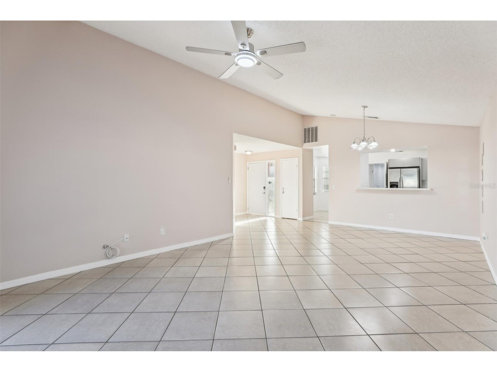 118 Pinewood Circle Kissimmee FL 34743 O6391999 image5