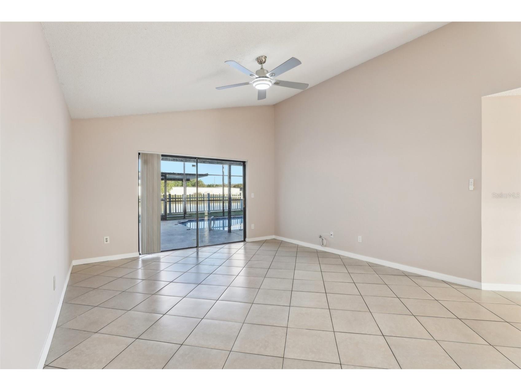 118 Pinewood Circle Kissimmee FL 34743 O6391999 image6