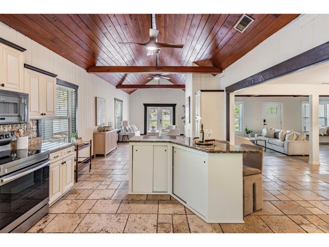 118 S Manhattan Avenue Tampa FL 33609 TB8391209 image14