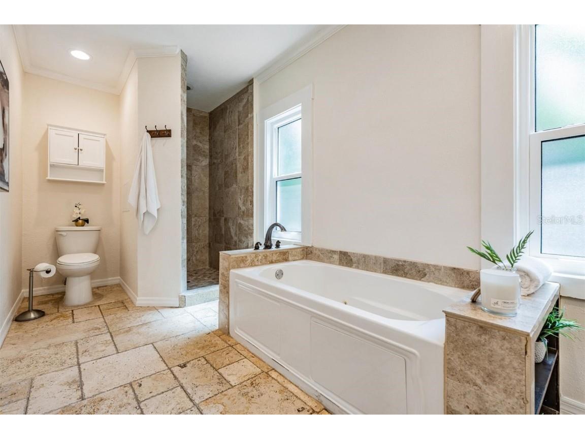 118 S Manhattan Avenue Tampa FL 33609 TB8391209 image24