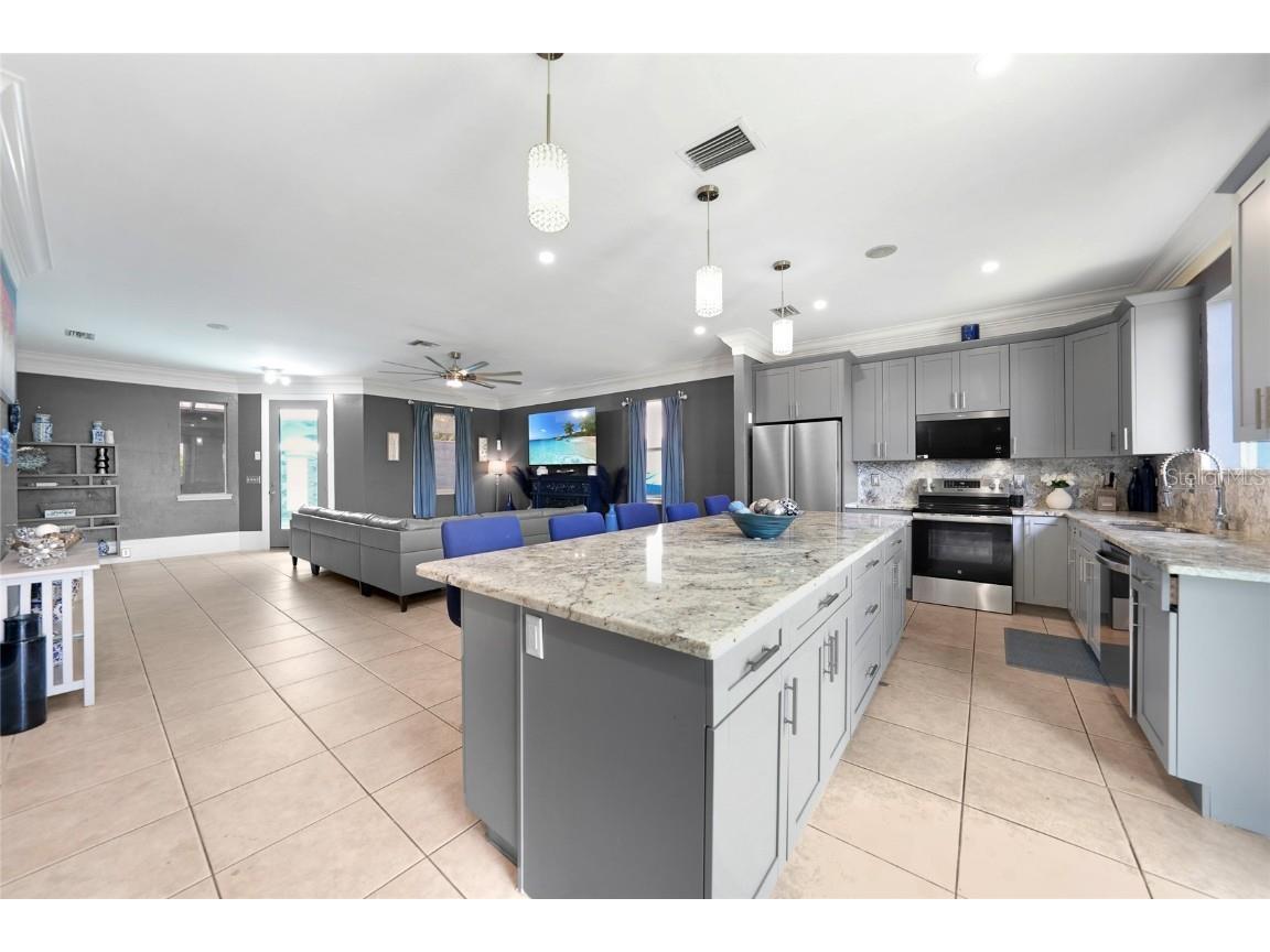 118 SW 21st Terrace Cape Coral FL 33991 C7511888 image12