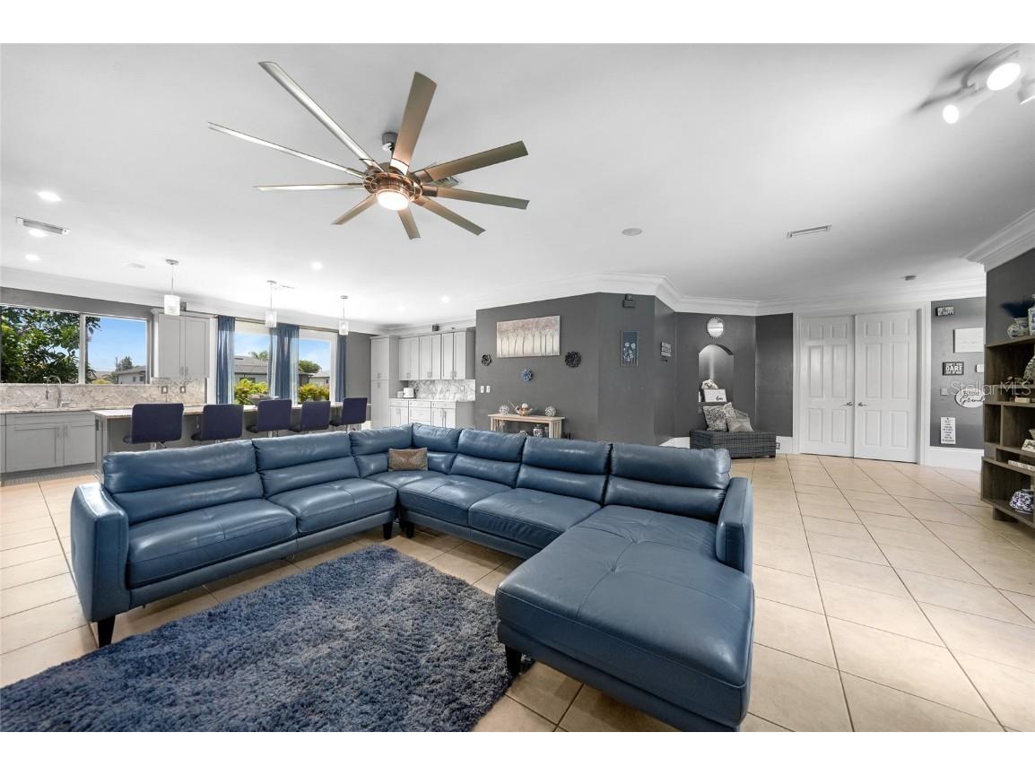 118 SW 21st Terrace Cape Coral FL 33991 C7511888 image8