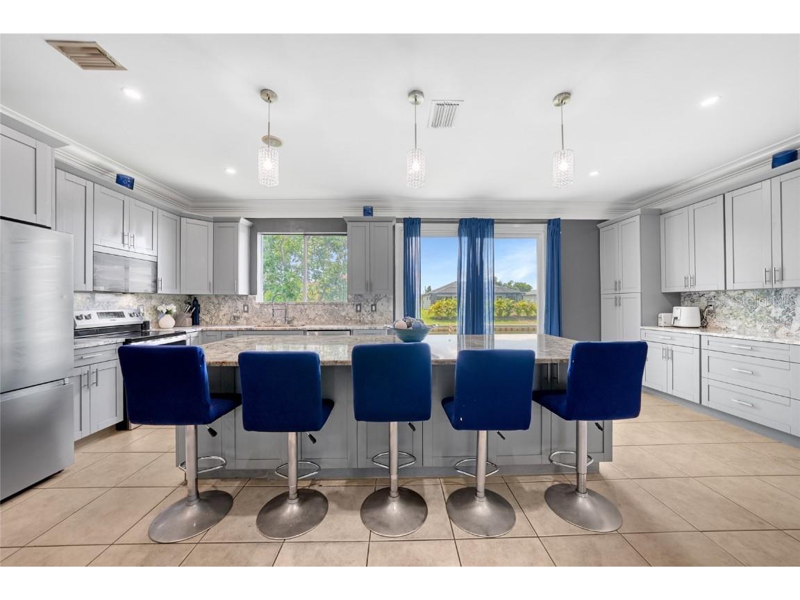 118 SW 21st Terrace Cape Coral FL 33991 C7511888 image9