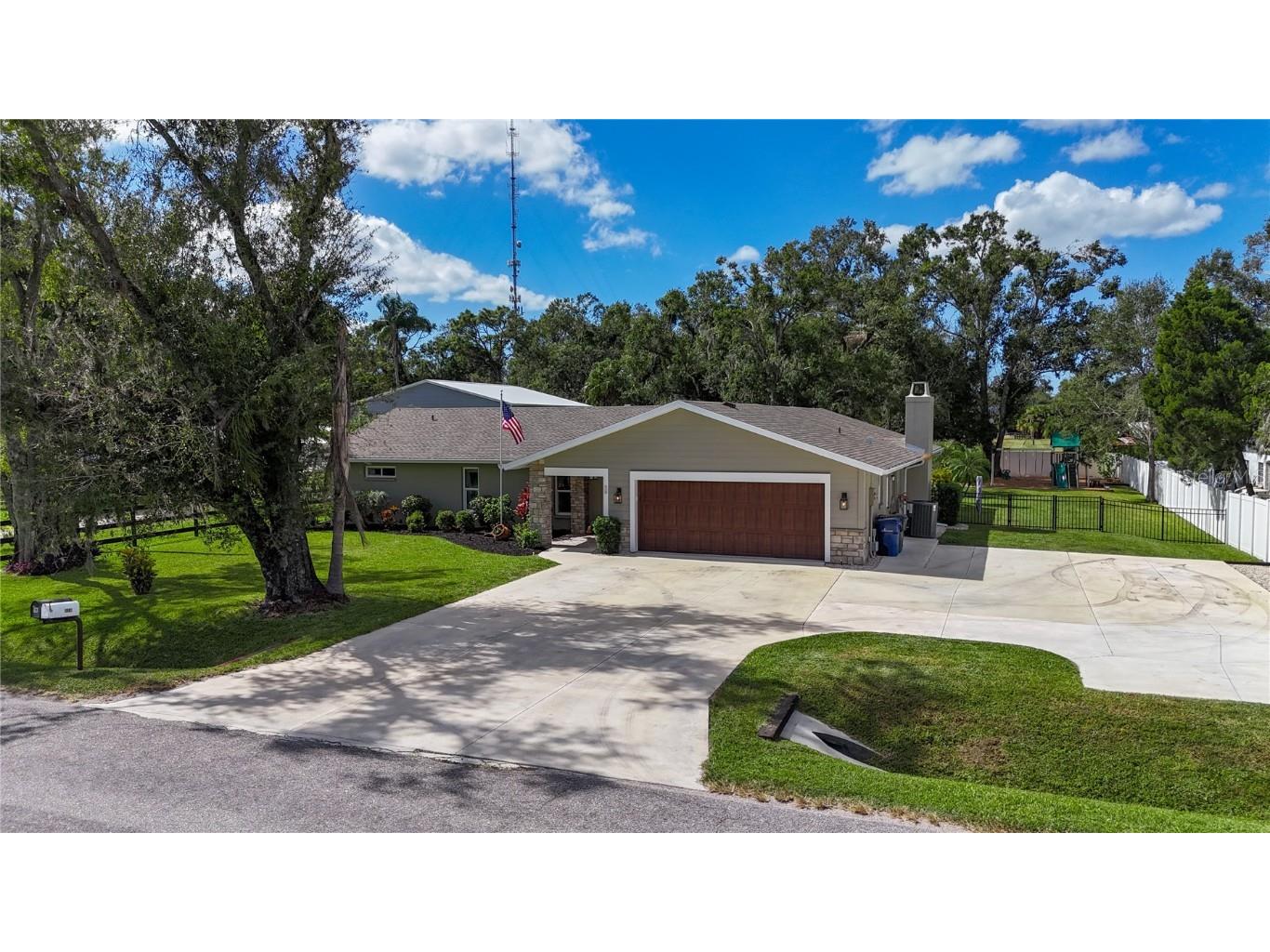 118 Tatum Road Sarasota FL 34240 A4670440 image1