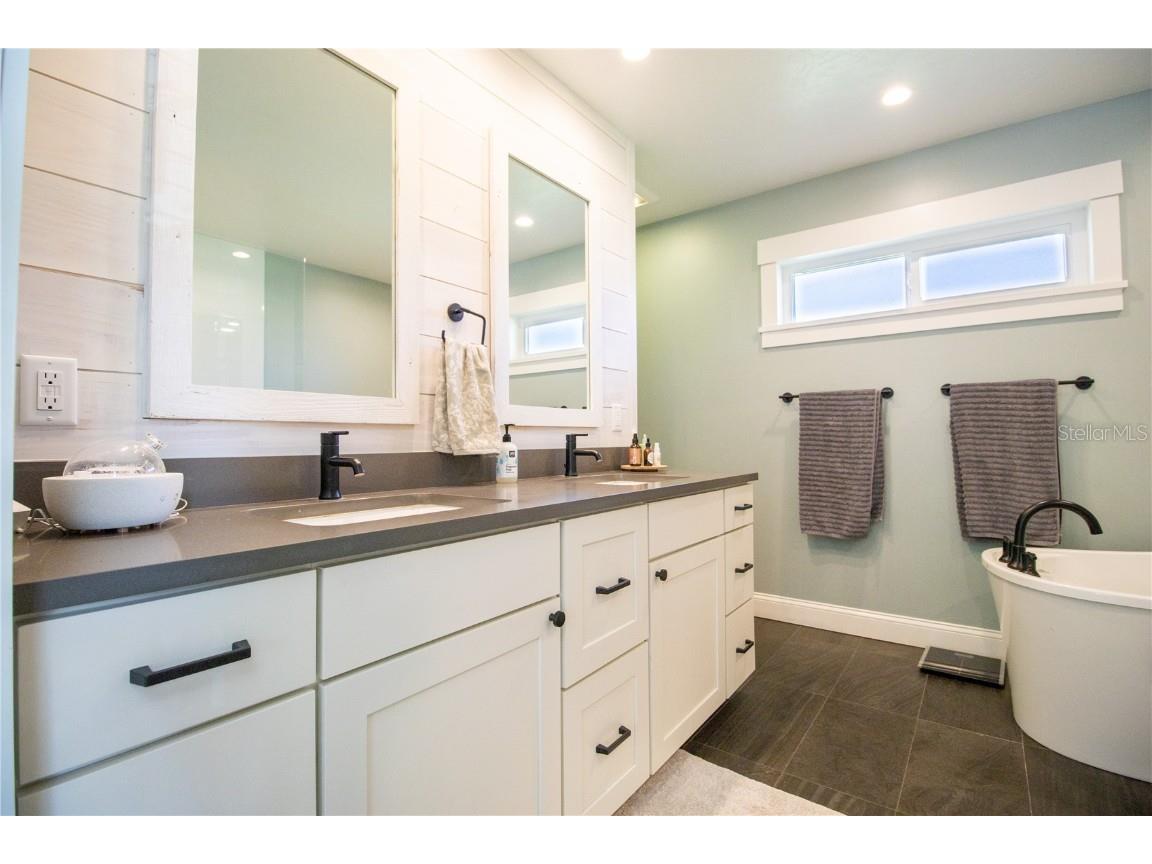 118 Tatum Road Sarasota FL 34240 A4670440 image25