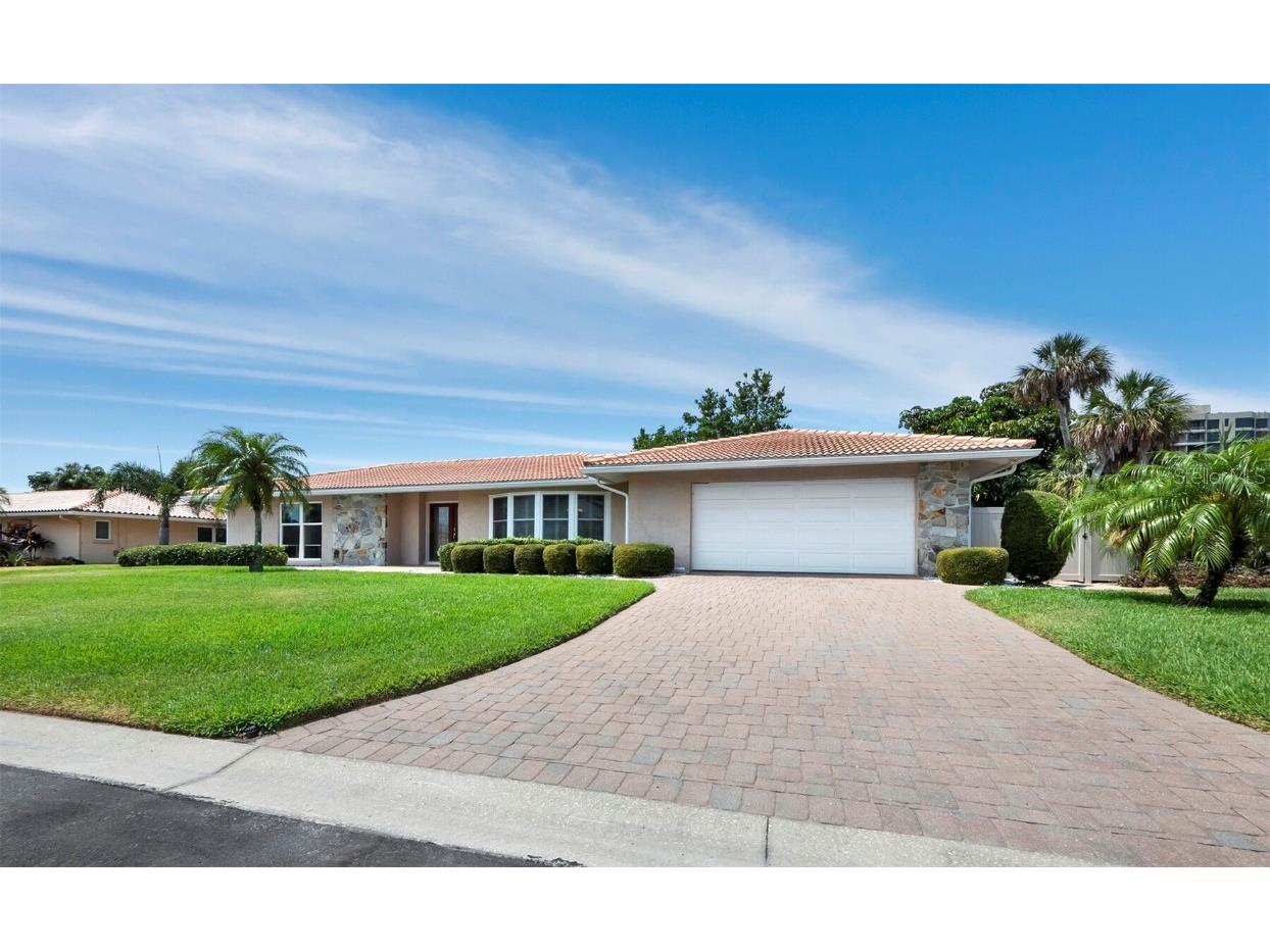 1180 Bogey Lane Longboat Key FL 34228 A4593705 image1
