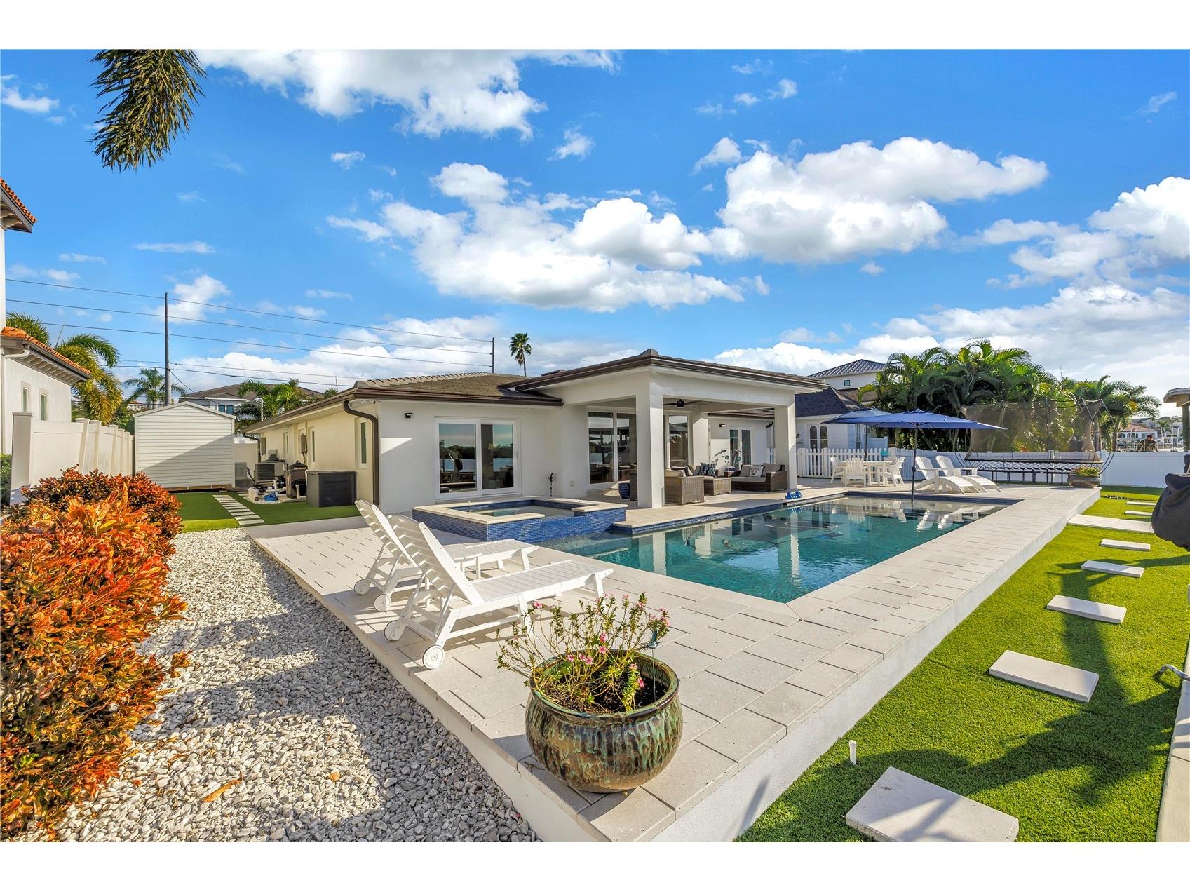 1180 Cordova Boulevard NE Saint Petersburg FL 33704 TB8463331 image32