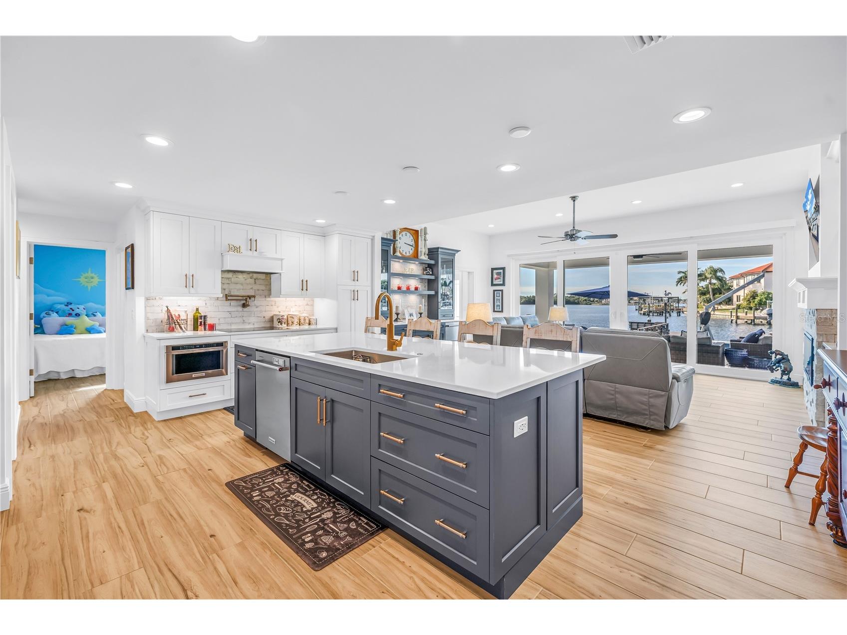 1180 Cordova Boulevard NE Saint Petersburg FL 33704 TB8463331 image7