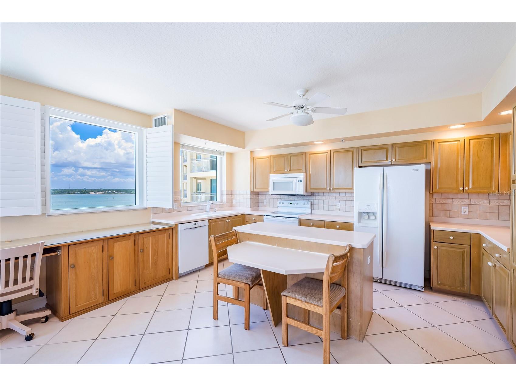 1180 Gulf Boulevard #1202 Clearwater Beach FL 33767 TB8524351 image18