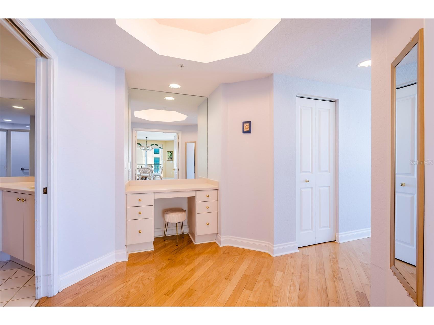 1180 Gulf Boulevard #1202 Clearwater Beach FL 33767 TB8524351 image24