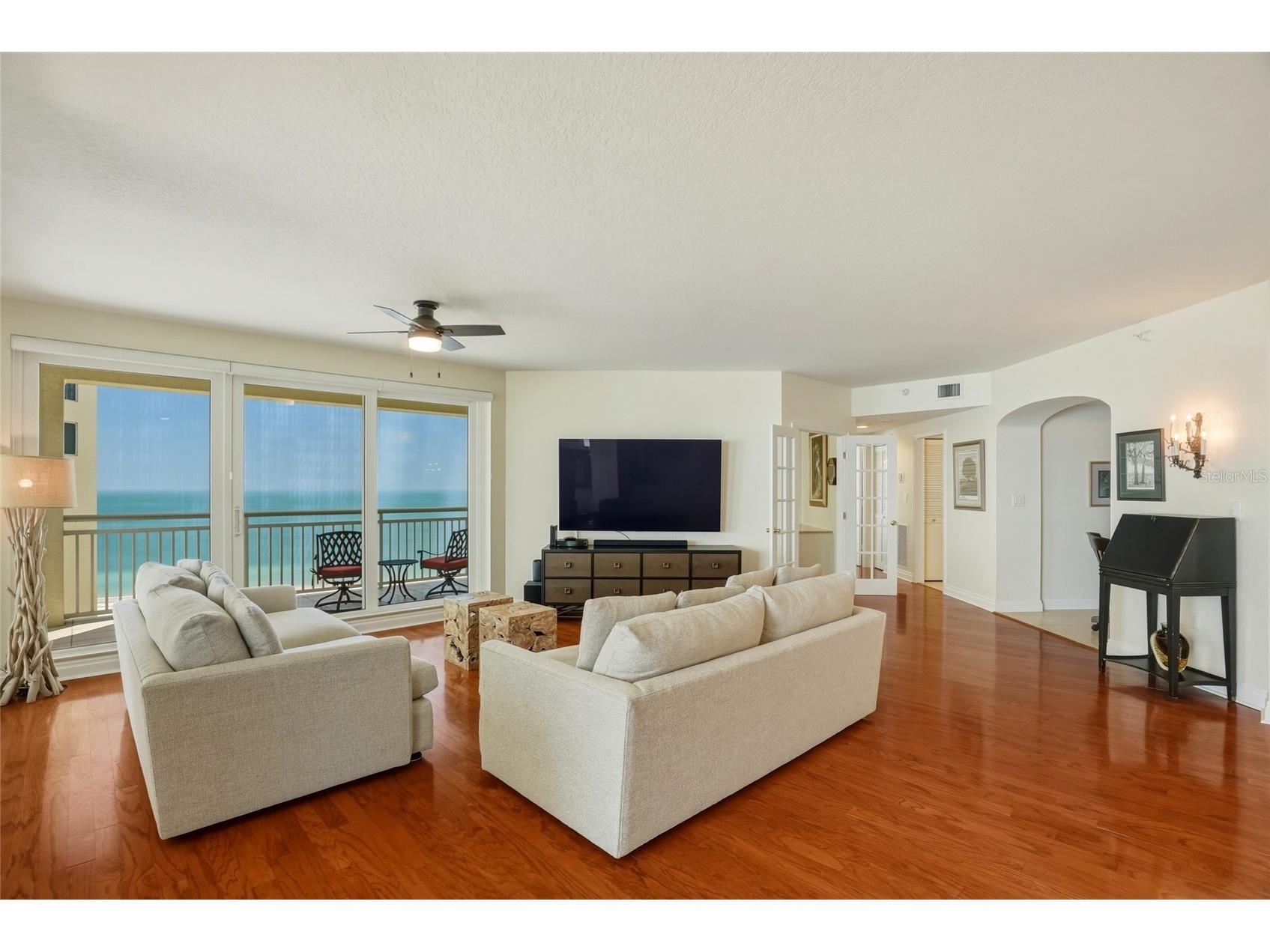 1180 Gulf Boulevard #1805 Clearwater Beach FL 33767 TB8484165 image3