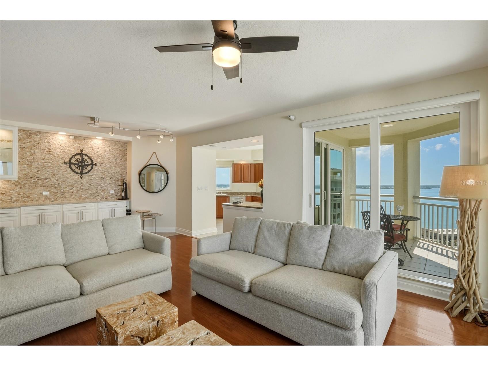 1180 Gulf Boulevard #1805 Clearwater Beach FL 33767 TB8484165 image7