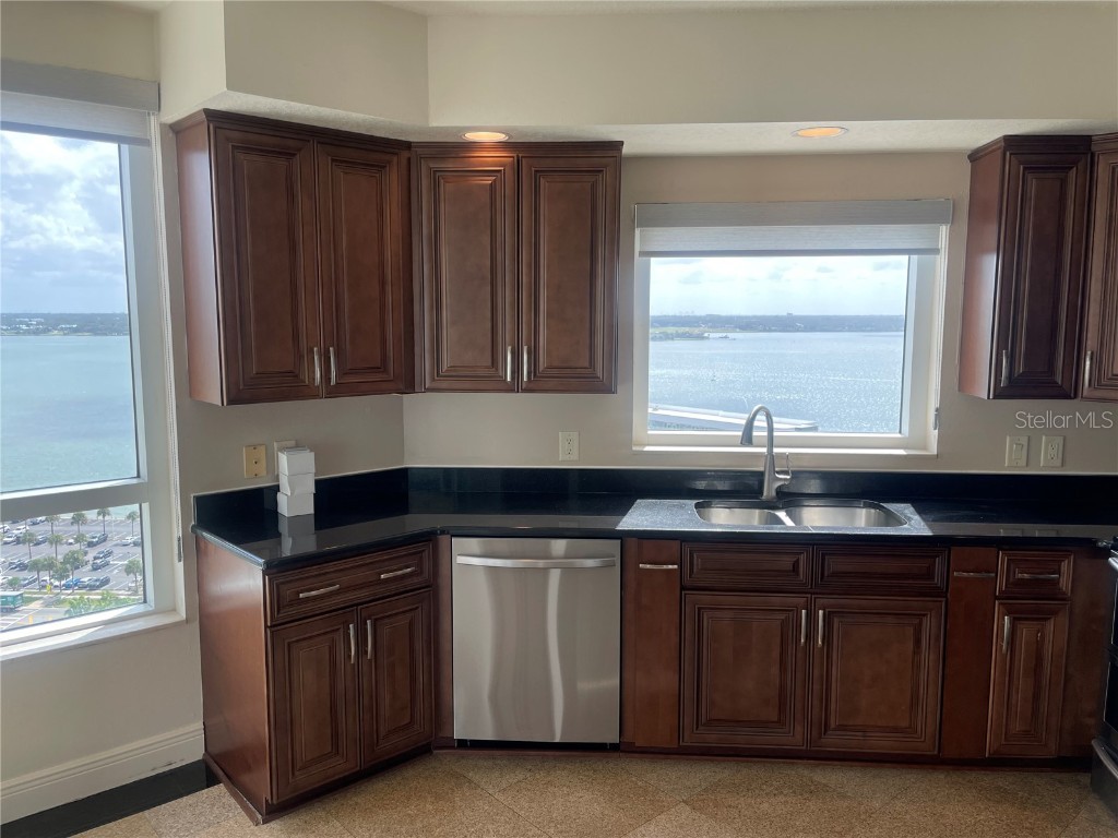 1180 Gulf Boulevard #1906 Clearwater Beach FL 33767 TB8434672 image10