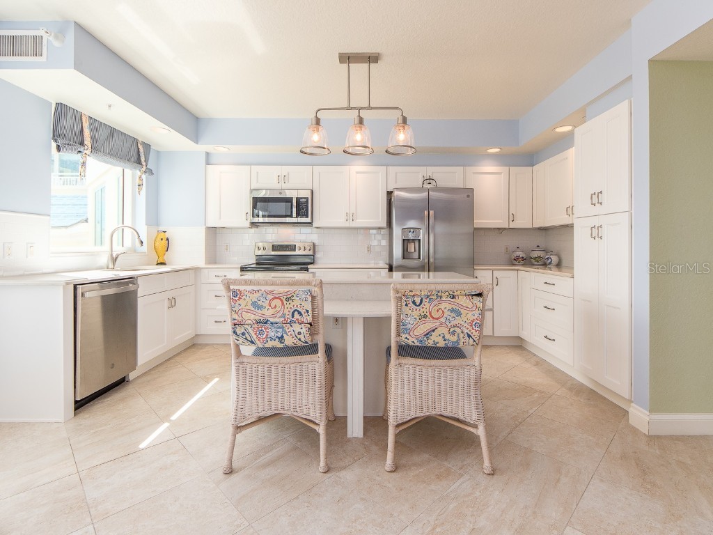 1180 Gulf Boulevard #202 Clearwater Beach FL 33767 TB8373220 image39