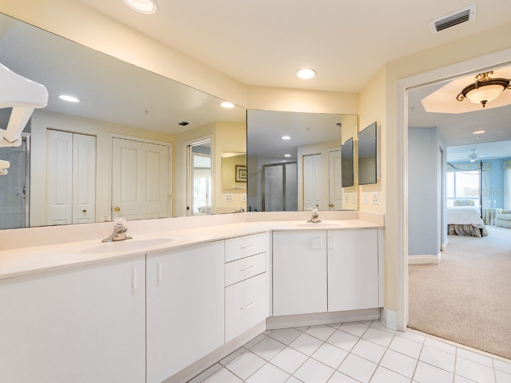 1180 Gulf Boulevard #202 Clearwater Beach FL 33767 TB8373220 image46