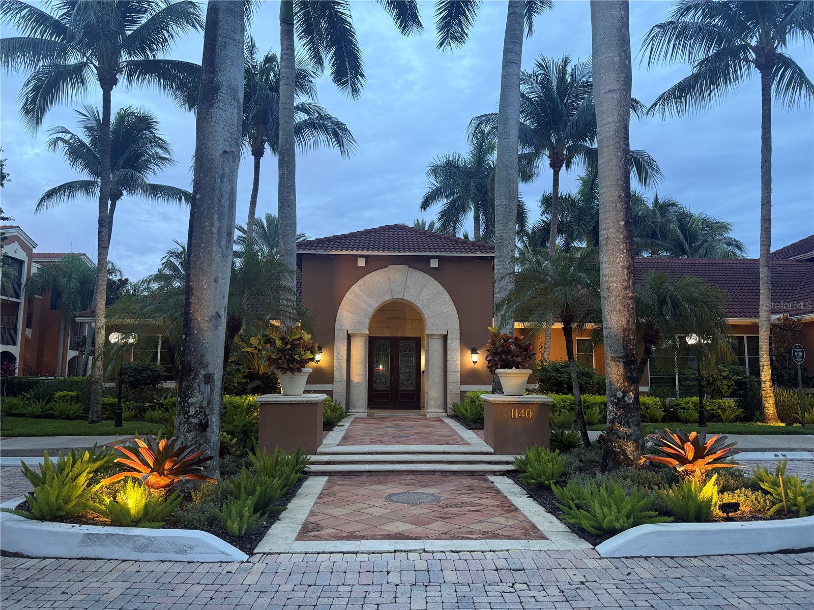 1180 Reserve Way #302 Naples FL 34105 O6413142 image1