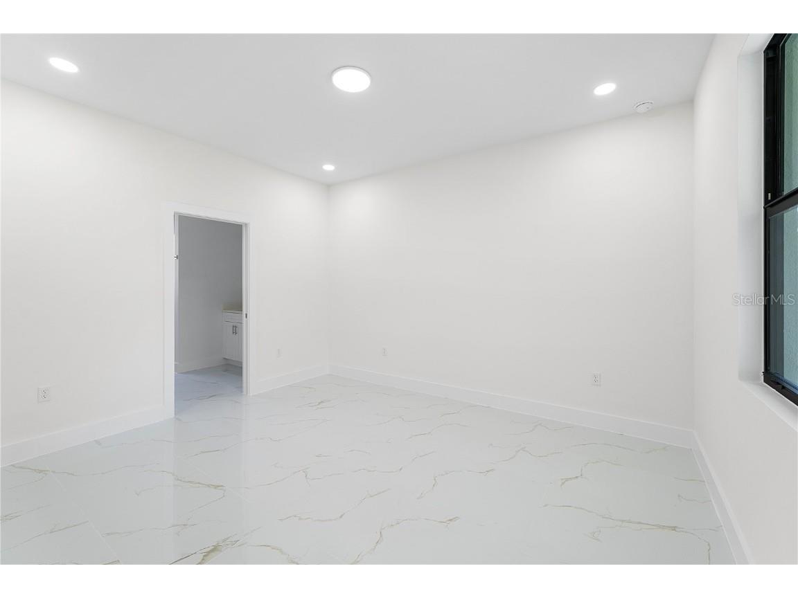 1180 Vernon Avenue Port Charlotte FL 33948 OM712811 image20