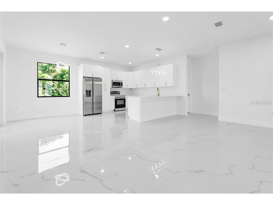 1180 Vernon Avenue Port Charlotte FL 33948 OM713174 image3