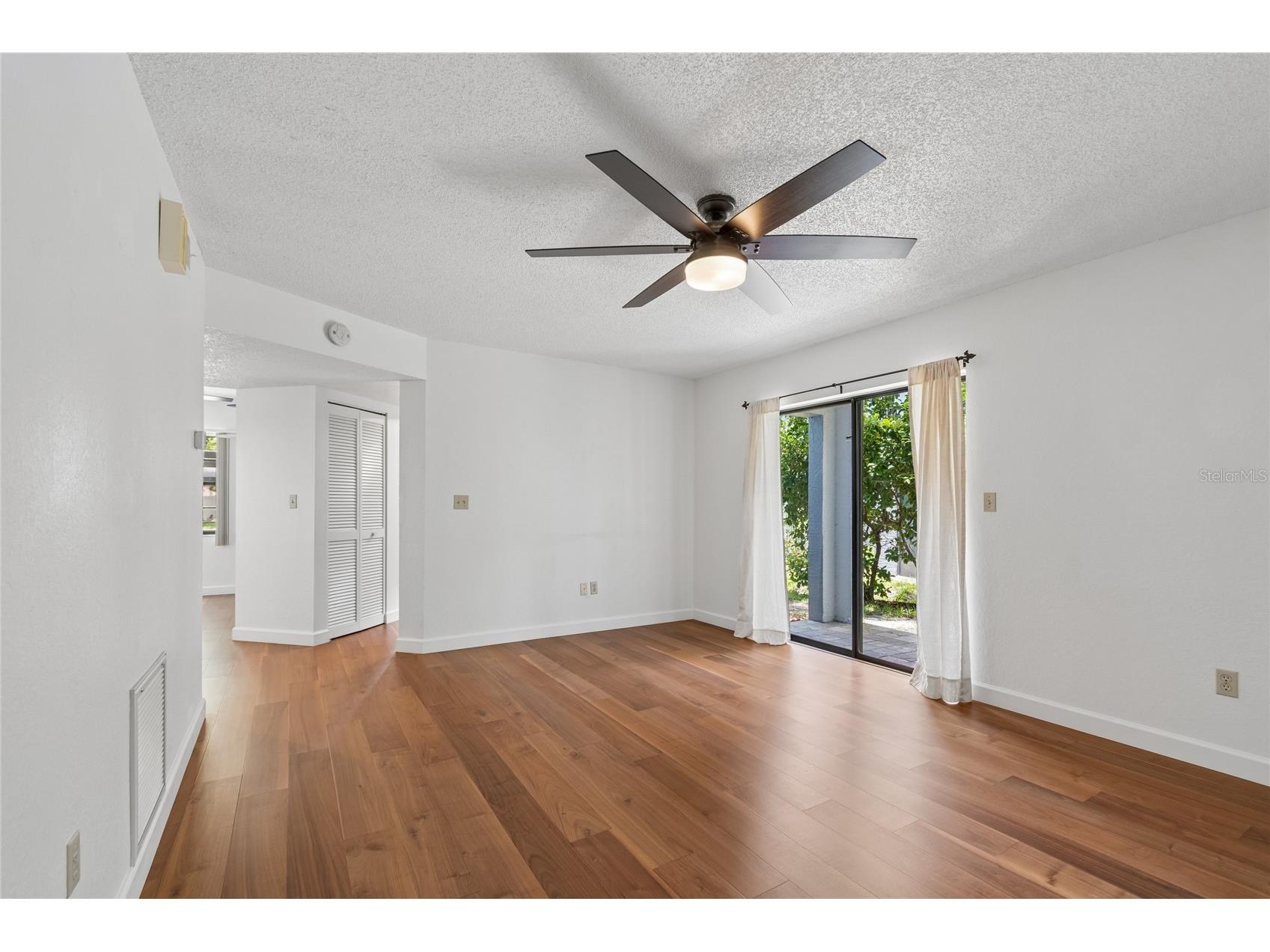 11800 Park Blvd #401 Seminole FL 33772 TB8524093 image14