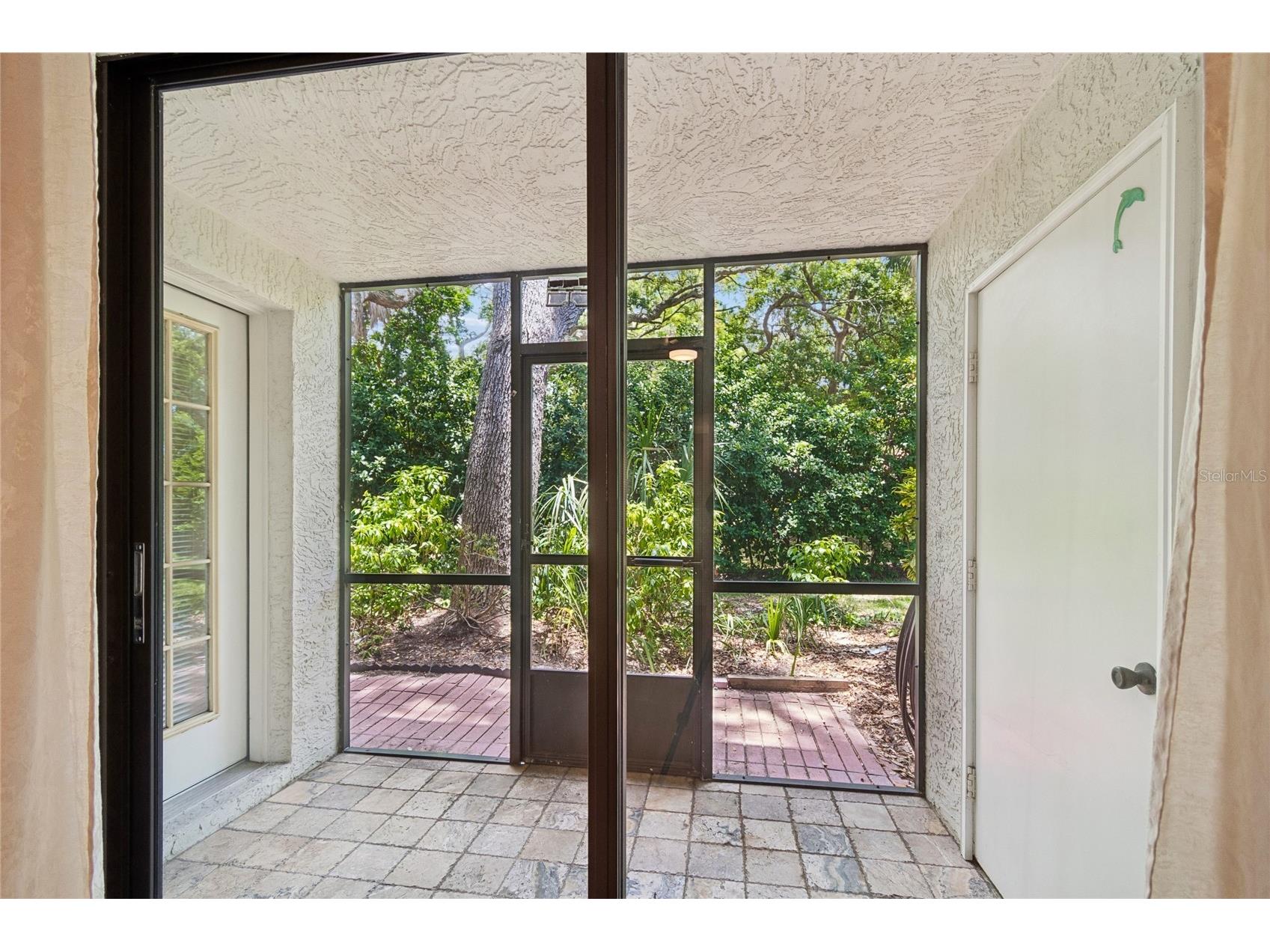11800 Park Blvd #401 Seminole FL 33772 TB8524093 image21