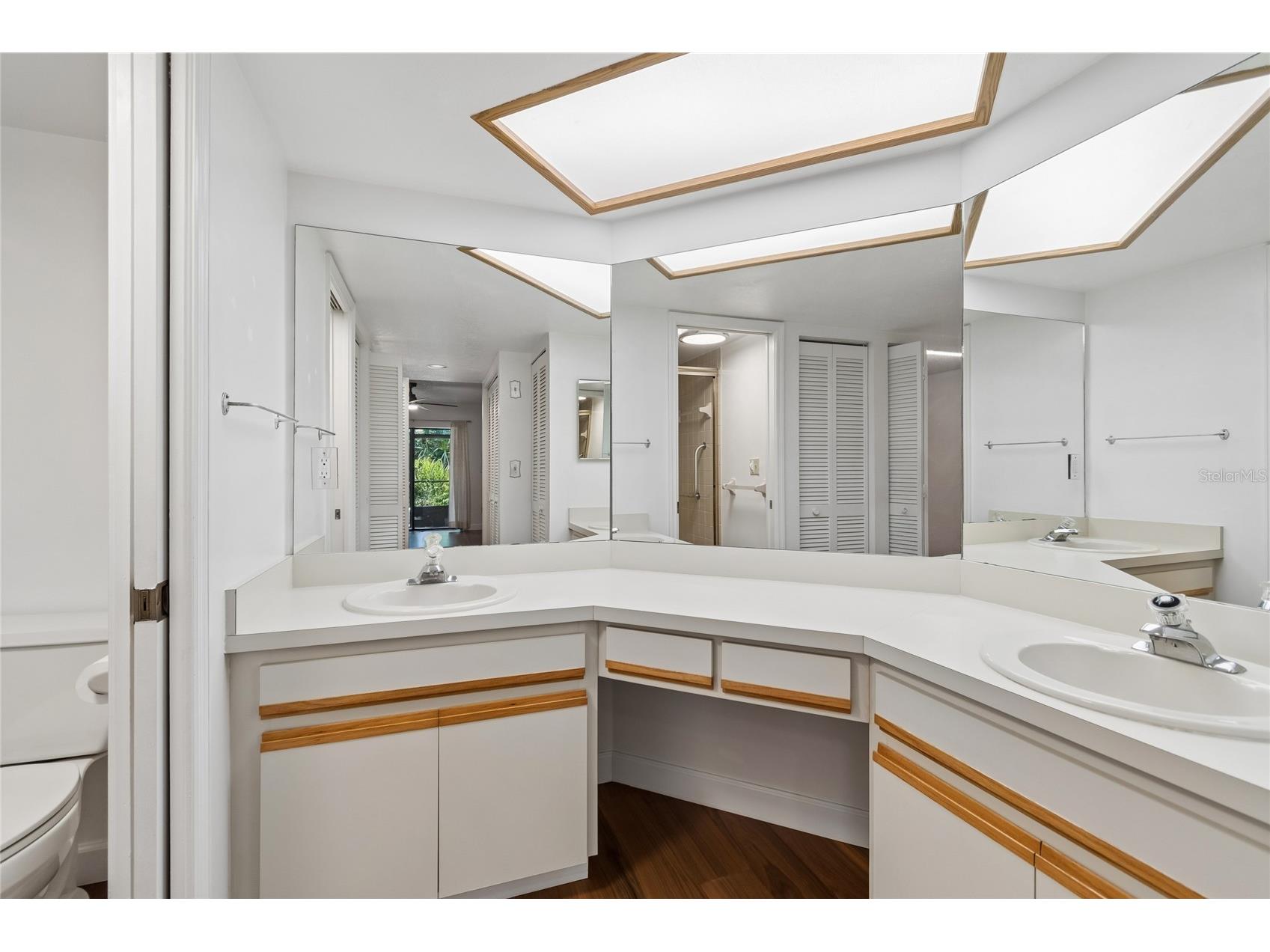 11800 Park Blvd #401 Seminole FL 33772 TB8524093 image25
