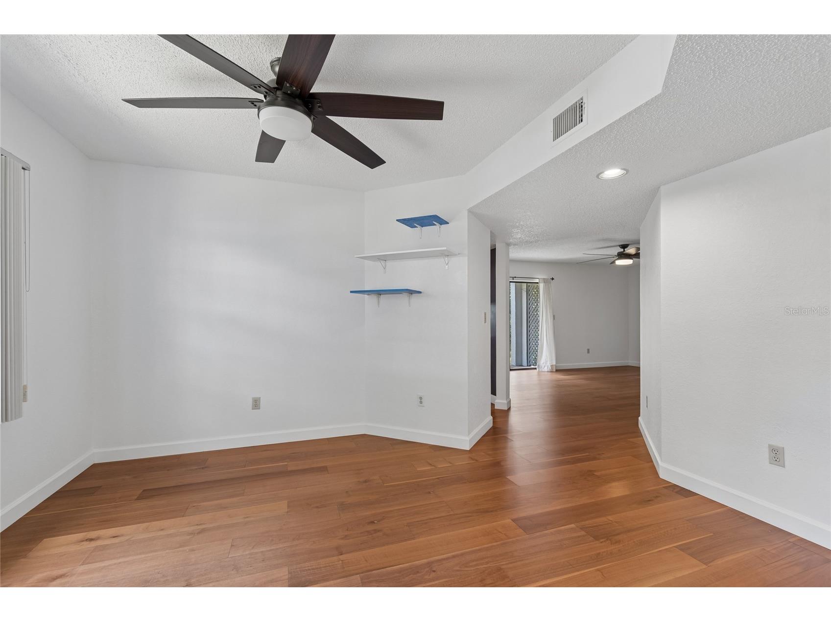 11800 Park Blvd #401 Seminole FL 33772 TB8524093 image3